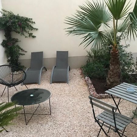 Lazare Maison De Maitre , Appartements De Standing Avec Parking Privatif A Seulement 7 Minutes A Pied Du Centre Historique De Béziers Eksteriør billede