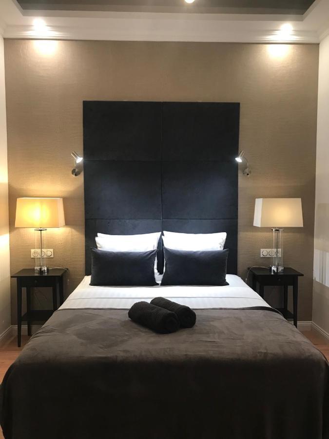 Lazare Maison De Maitre , Appartements De Standing Avec Parking Privatif A Seulement 7 Minutes A Pied Du Centre Historique De Béziers Eksteriør billede