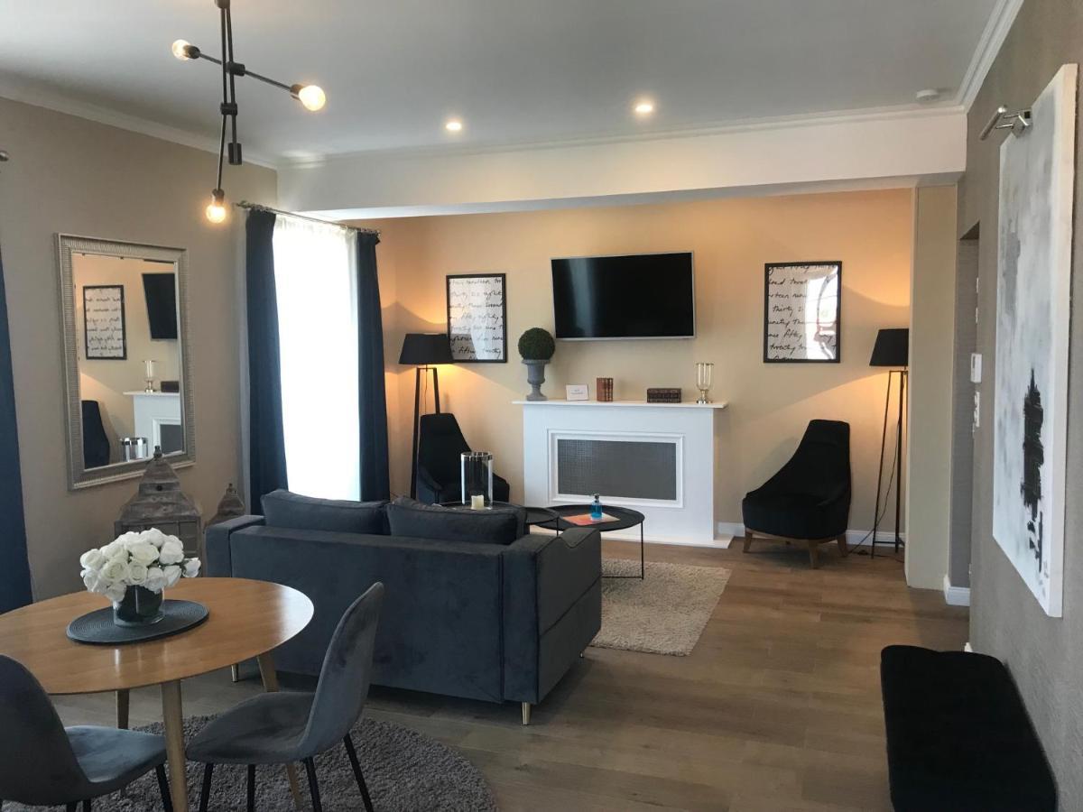 Lazare Maison De Maitre , Appartements De Standing Avec Parking Privatif A Seulement 7 Minutes A Pied Du Centre Historique De Béziers Eksteriør billede