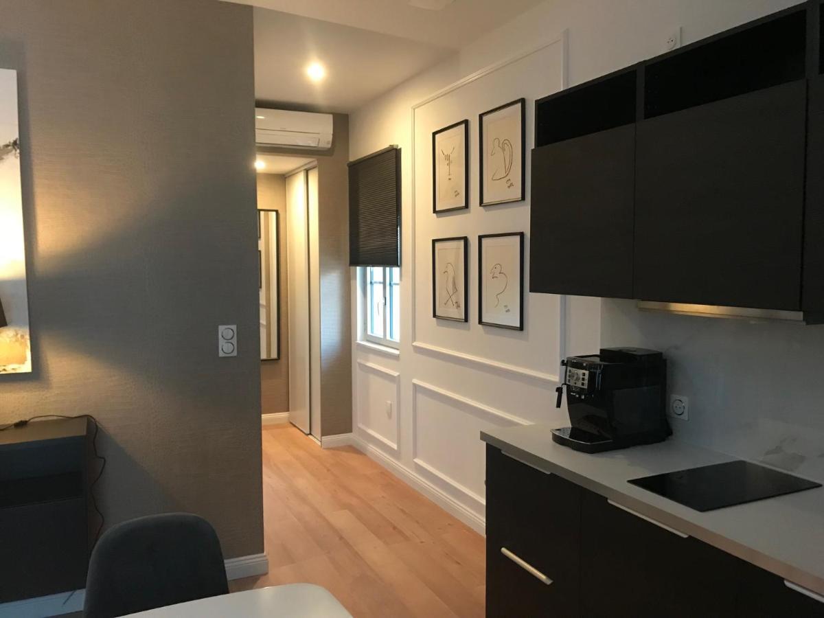 Lazare Maison De Maitre , Appartements De Standing Avec Parking Privatif A Seulement 7 Minutes A Pied Du Centre Historique De Béziers Eksteriør billede