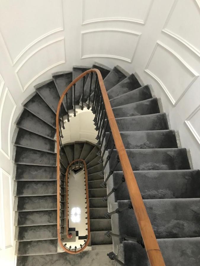 Lazare Maison De Maitre , Appartements De Standing Avec Parking Privatif A Seulement 7 Minutes A Pied Du Centre Historique De Béziers Eksteriør billede